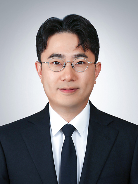 Jonghun Han